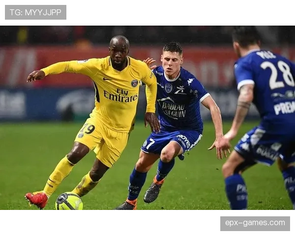 足球新星强势回暖，状态火热引多方关注