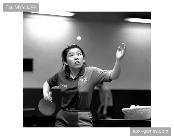 邓亚萍出门连个助理都不带？这自律我服了，普通人真学不了